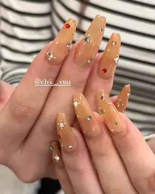 ネイル SALON ELVI.のネイルデザイン