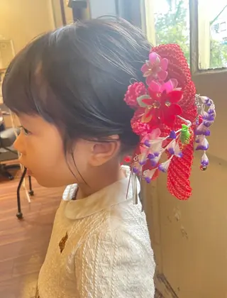 ヘアアレンジ KURIA/ブリ ーチ/ダブルカラーのヘアスタイル