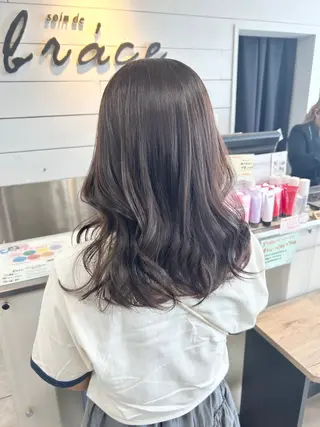 ミディアム レイヤー/艶髪カラー 森本くるみのヘアスタイル