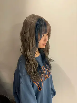 ロング カラー 閼伽井 誇和のヘアスタイル