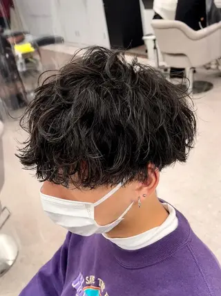 メンズ 京都河原町 メンズパーマ助川龍哉のヘアスタイル