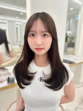 ロング カラー 🍑韓国風レイヤー 🍑莉子のヘアスタイル