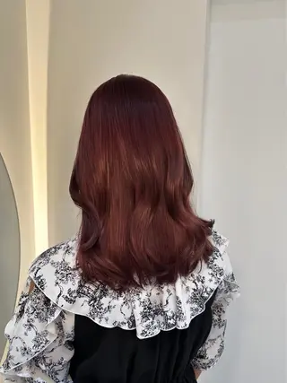 セミロング カラー ヘアアレンジ 透明感カラー🩵 レイヤーカットYUIのヘアスタイル
