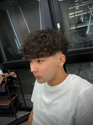 パーマ メンズ 🔥ジャス/ 無造作パーマ特化🔥のヘアスタイル