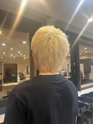 カラー メンズ ボブ&寒色🎐ᩚ 短髪 COCOROのヘアスタイル