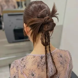 ミディアム ヘアアレンジ Acchon/心斎橋 💚ダブルカラーのヘアスタイル