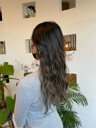 ロング カラー 🌸小掛🌸 豊橋外国人風カラーのヘアスタイル