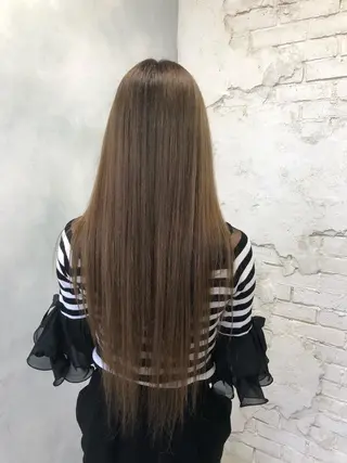 ロング カラー Acchon/心斎橋 💚ダブルカラーのヘアスタイル