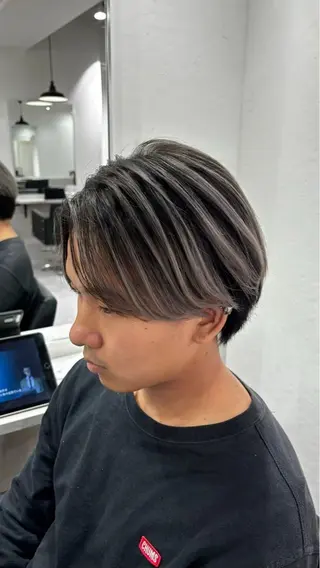 カラー Hina‪🔆‬ CIERA南船場のヘアスタイル
