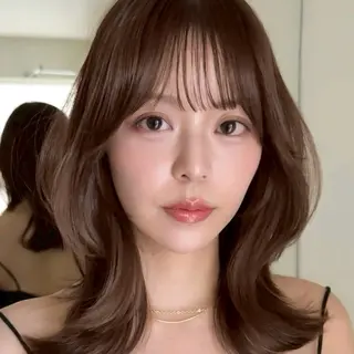 セミロング カラー ヘアアレンジ 内大久保 列夏のヘアスタイル