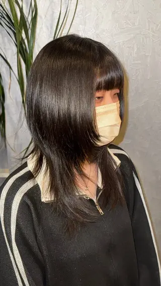 ミディアム 佐藤 凜のヘアスタイル