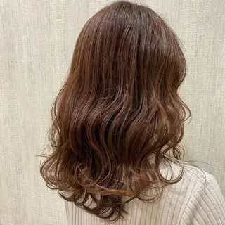 ミディアム カラー 🫧透け感⋆艶髪💎 山口アヤカのヘアスタイル