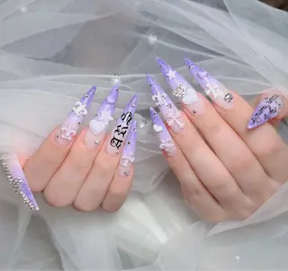 ネイル Julie Nail Hinのネイルデザイン