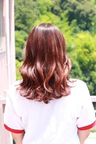 セミロング カラー Viage （ビアージュ）のヘアスタイル