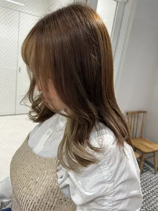 カラー SALOWIN栄 三丁目 木戸里実のヘアスタイル