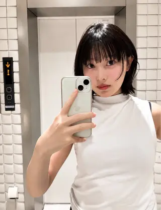 ショート 川岸 絆那のヘアスタイル