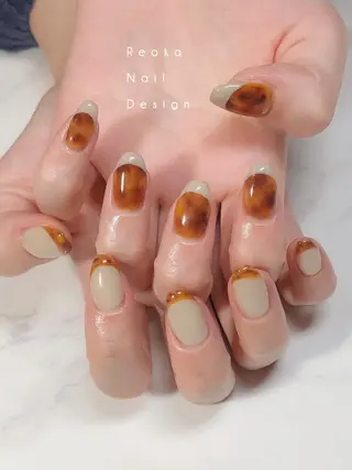 セミロング ネイル Blowe ニュアンスのネイルデザイン