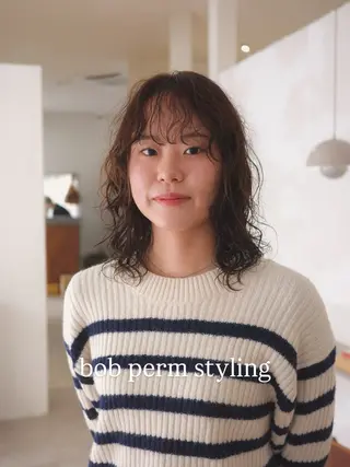 ミディアム 井上 詩響のヘアスタイル