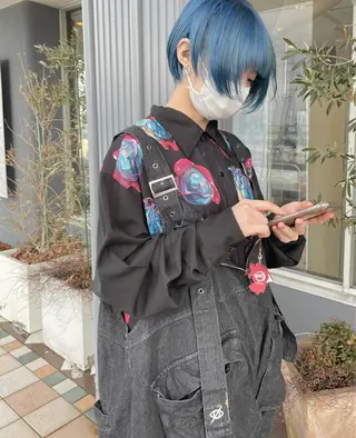 ショート カラー 齋藤 佳以のヘアスタイル