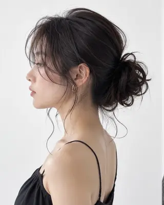 ロング パーマ 西 優衣奈のヘアスタイル
