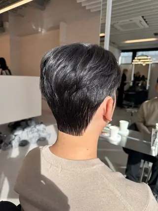 メンズ 韓国式ダウンパーマ 🇰🇷櫻井健のヘアスタイル