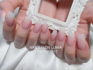 ネイル ネイルサロン ルミア Lumia 店長施術のネイルデザイン