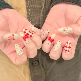 ネイル VIBLISS福岡 tomokoのネイルデザイン
