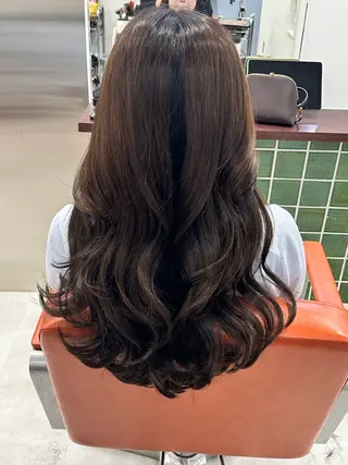 セミロング パーマ aini上本町 吉元直明のヘアスタイル