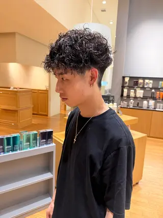 カラー パーマ メンズ 中島 紗來のヘアスタイル