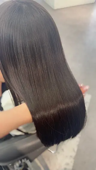 セミロング カラー クルミ🤍推し活 🎀ピンクカラーのヘアスタイル