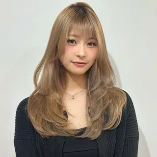 ロング ゆうめ 透明感カラー /韓国風レイヤーのヘアスタイル
