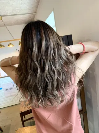 ミディアム yoshihara yuukiのヘアスタイル