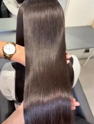 ロング 荒金 大翔のヘアスタイル
