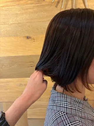 カラー 清水 美香のヘアスタイル