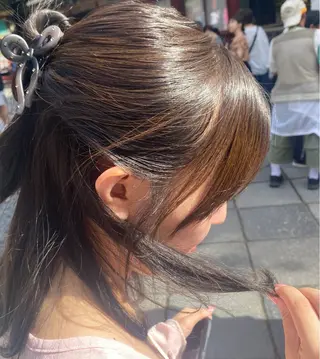 ミディアム ササキ チハルのヘアスタイル