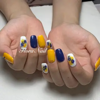 ネイル Flora Nail 【フローラ ネイル】のネイルデザイン