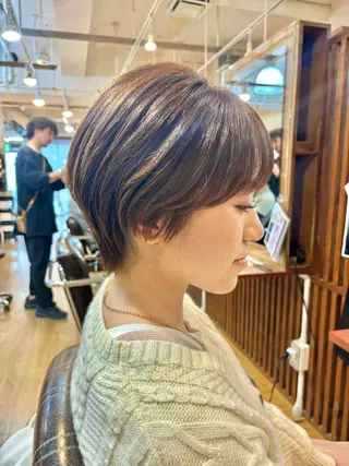 ショート 女性目線でつくる ボブ縮毛矯正のヘアスタイル