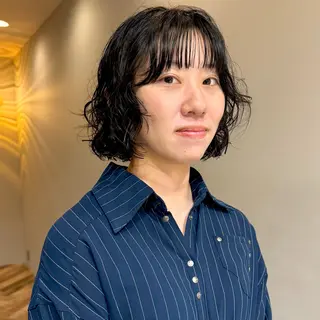 ショート 艶ブリーチカラー✨ ボブレイヤーSakiのヘアスタイル