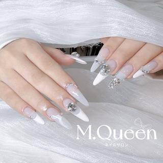 ネイル M.Queenネイル サロン天神今泉店のネイルデザイン