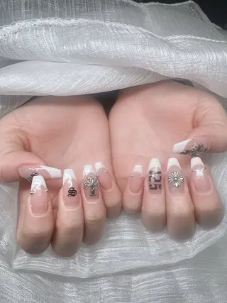 ネイル Lee Nails チップ長さだし専門店のネイルデザイン