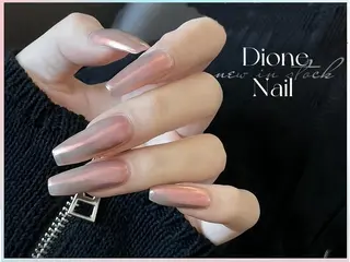 ネイル Dione ネイル専門店のネイルデザイン