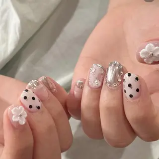 ネイル エリ🫧 nail池袋東口のネイルデザイン