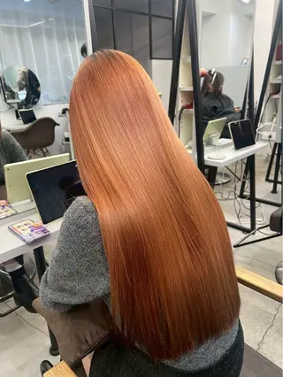 ロング パーマ ハイトーンカラー が絶対可愛い✨泰聖✨のヘアスタイル