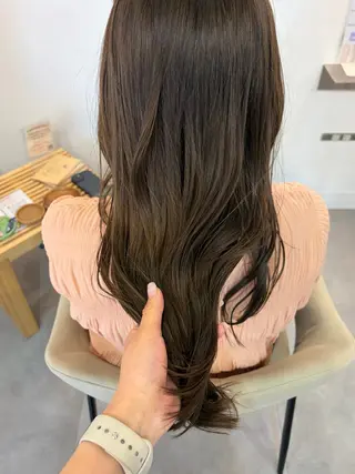 ロング カラー 駒場 まといのヘアスタイル