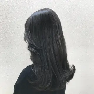 セミロング もりたみかこ 美容師お休み中のヘアスタイル