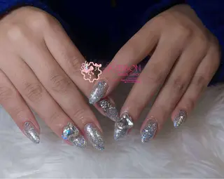 ネイル YUKI NAILのネイルデザイン