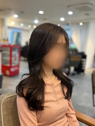 カラー diva REMIのヘアスタイル