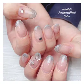 ミディアム ネイル 🐾enen style 🐾のネイルデザイン