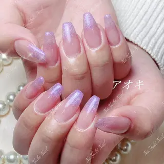 ネイル 🦋 Queenieのネイルデザイン