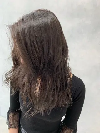 ロング カラー 韓国レイヤー×艶髪 ハイトーンRyukiのヘアスタイル